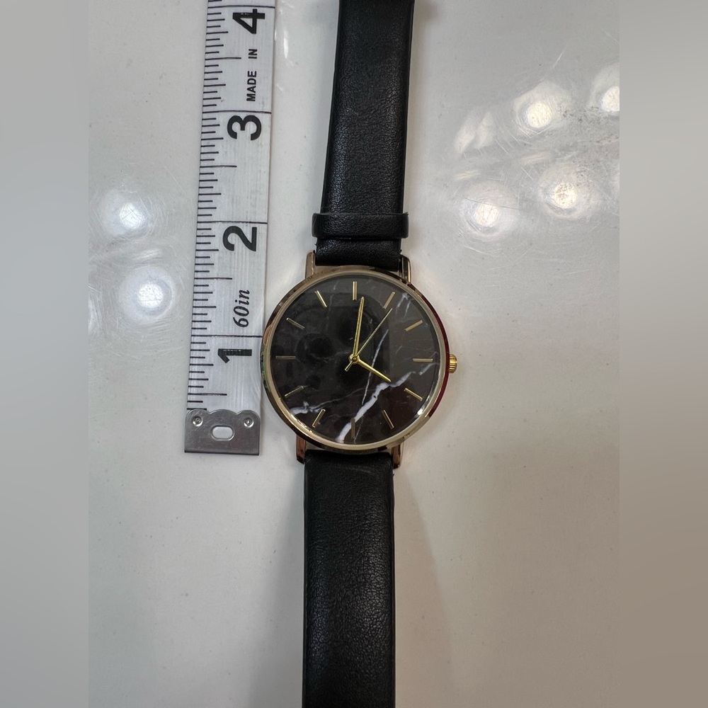 Timeless Marble Watch - Picture 3 of 4